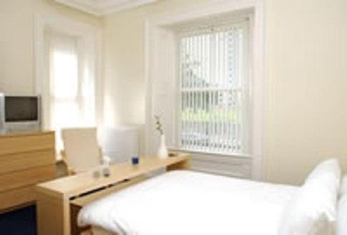 The Northfield House Hotel Эдинбург Номер фото